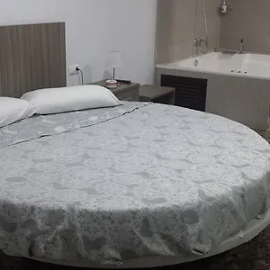 2* Casa de hóspedes Jose Carlos